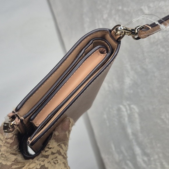 Kate Spade Tan Leather Wristlet - Picture 16 of 16